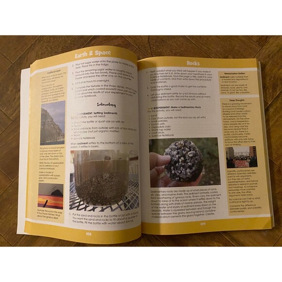 Earth & Space: A Family-Style Science Program (Layers of‎ Learning Science) 2023 - Picture 4 of 8